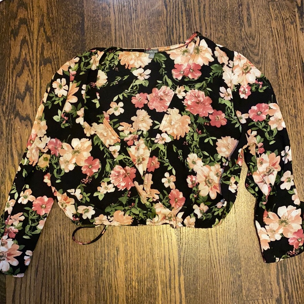 Juniors Charlotte Russe Cropped Top